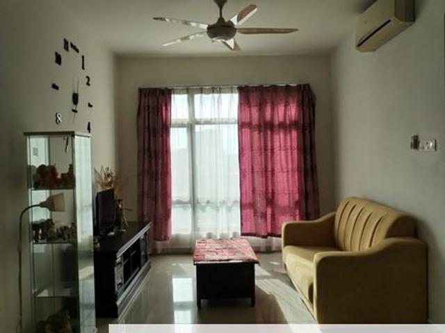 Pearl Suria