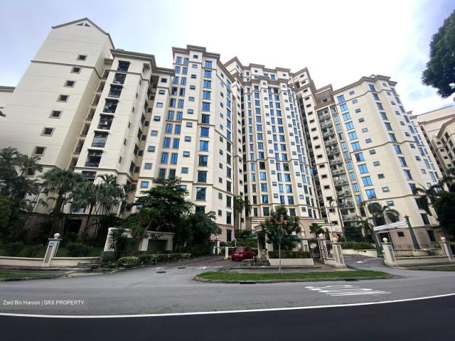 Pebble Bay D15, Condominium