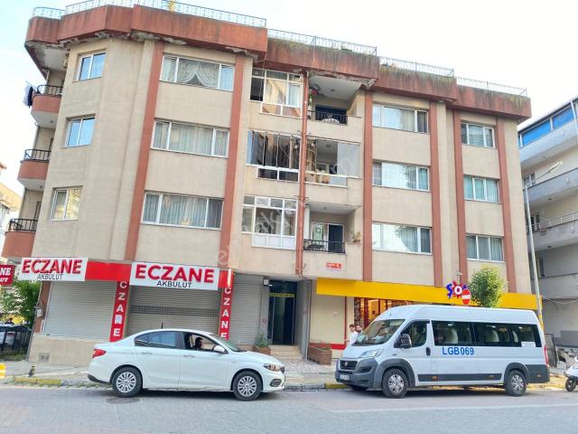Pegaas'tan Üniversite Mh 3+1 150m2 Ön Cephe Arakat Satılık Daire