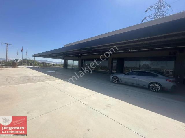 Pegasus'tan Yüreğirde Anayol Üzerinde Kiralık İşyeri