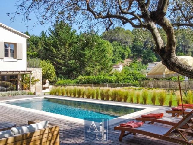 Pegomas Belle Bastide rénovée proche Cannes