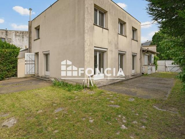 Peixotto: maison + 2 studios + appartement type 3