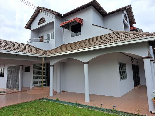 PEI CHAI School BIG 2storey Semi D Galing