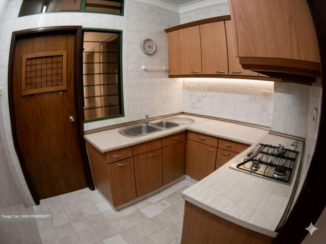 Peirce View Condominium D20, Condominium