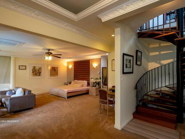 Peirce Villas D10, Detached