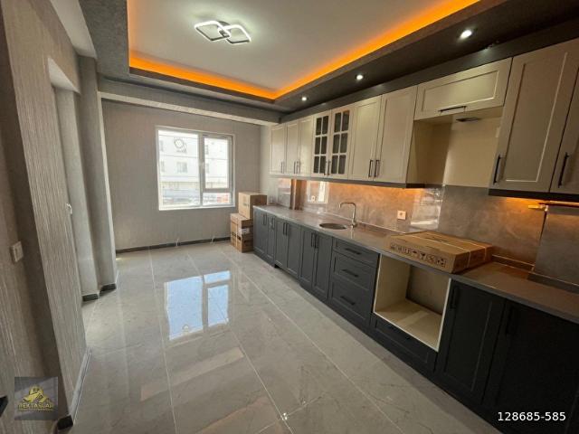 PEKTAŞLAR'DAN * 29 EKİM MAH'DE GENİŞ 3+1 LÜKS YAPILI SATILIK DAİRE !