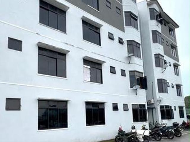 Pekan NanasTaman Seri DamansaraFlat Kos RendahRenovatedFreehold
