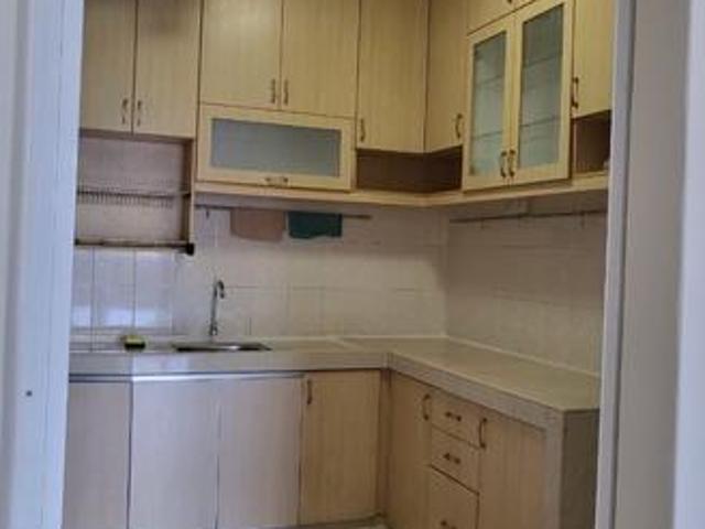 Pelangi Condominium For Sale FREEHOLD Negotiable