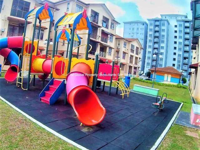 PELANGI CONDOMINIUM SG MERAB