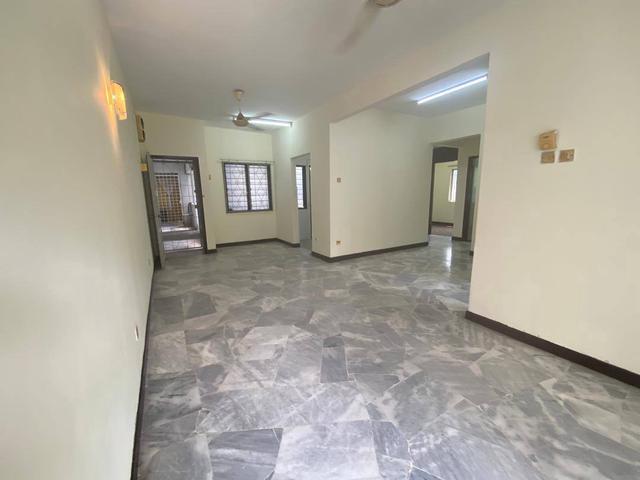 Pelangi Court Apartment Jalan Pekan Baru Klang