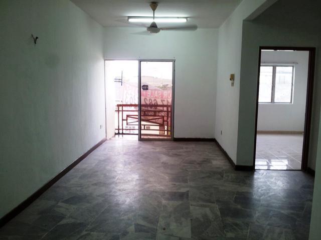 Pelangi Court Jalan meru