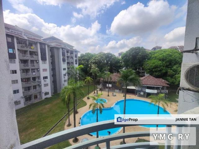 Pelangi Court