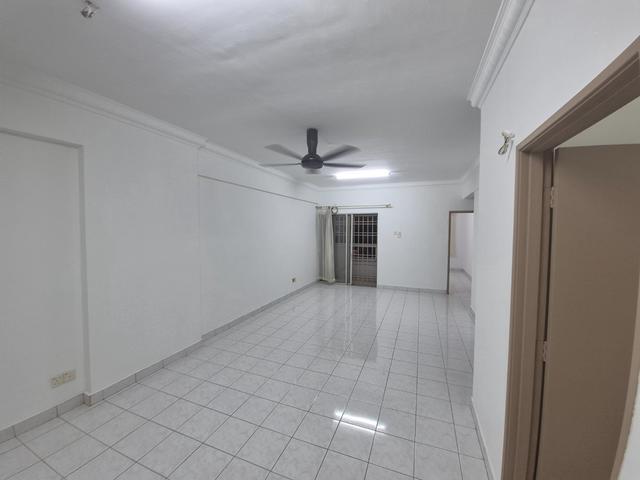 PELANGI DAMANSARA CONDO PJ Actual RENOVATED Well Keep Low Deposit