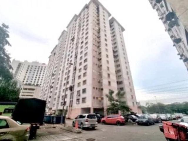 Pelangi Damasara FlatKota Damasara Block B level 15