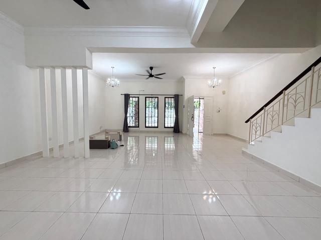 Pelangi Indah Double Storey House For Rent Well Maintained