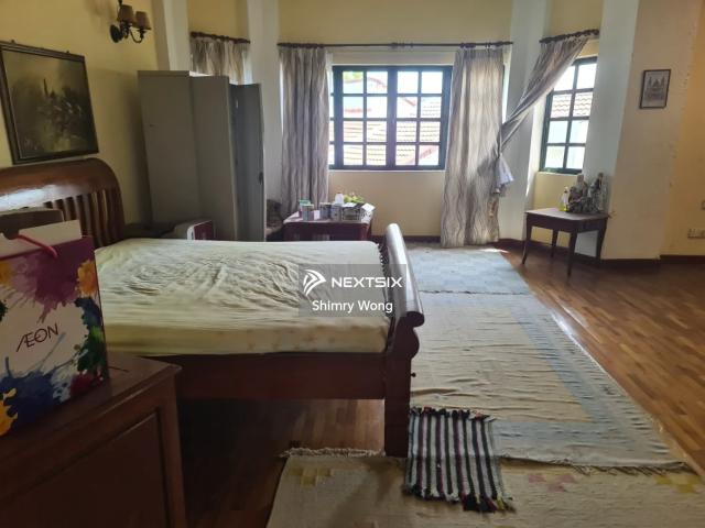 Pelangi Indah Double Storey Shoplot双层店面出售, 超大型双层店铺24X100 面向大路，曝光率高