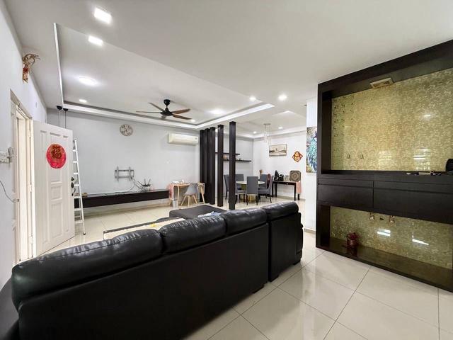 Pelangi Indah Double Storey Terrace House Ulu Tiram For Rent