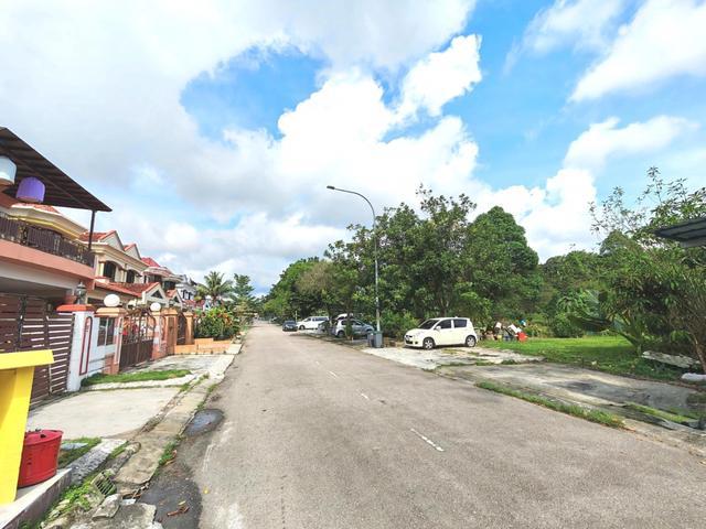 Pelangi Indah 22x80 Unblock View Renovated Unit 2 Storey Terrace House