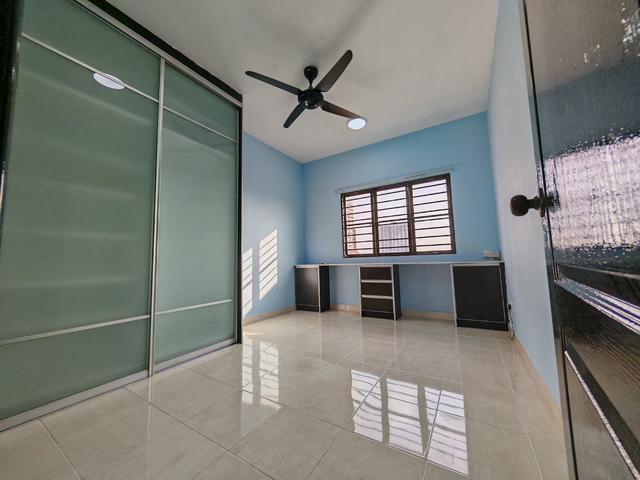 Pelangi Utama 3R2Baths One Utama TTDI KPMG First Avenue MRT BU Nobel