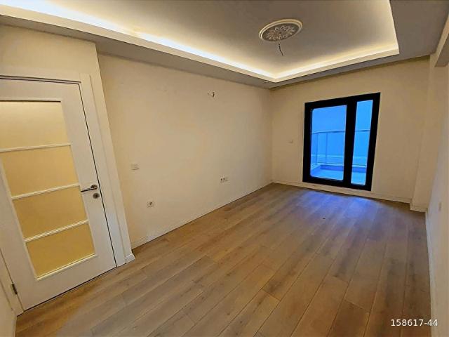 PELİTTEN HATAY NOKTADA SIFIR DAİRE 3+1 ASANSÖRLÜ OTOPARKLI