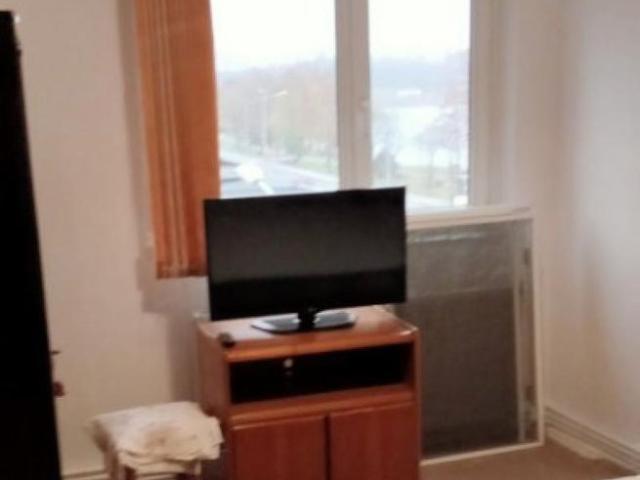 PELICAN APARTAMENT 2 CAMERE DECOMANDAT ETAJ 1