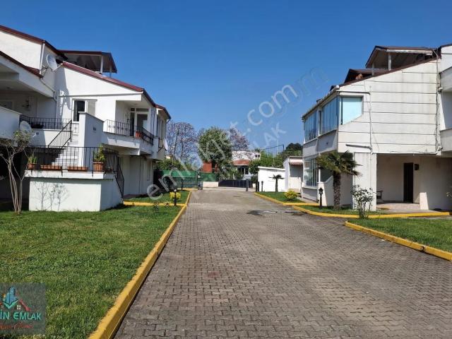 Pelin Emlktan Düzce/ Akçakoca Aktur Sitesinde Satılık Yazlık