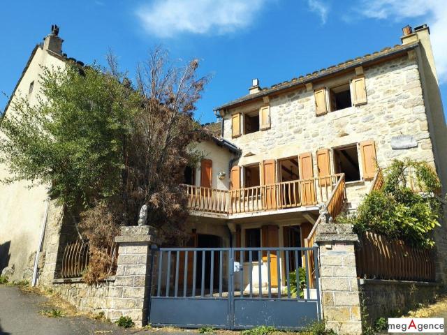 Pelouse Vente Maison 48