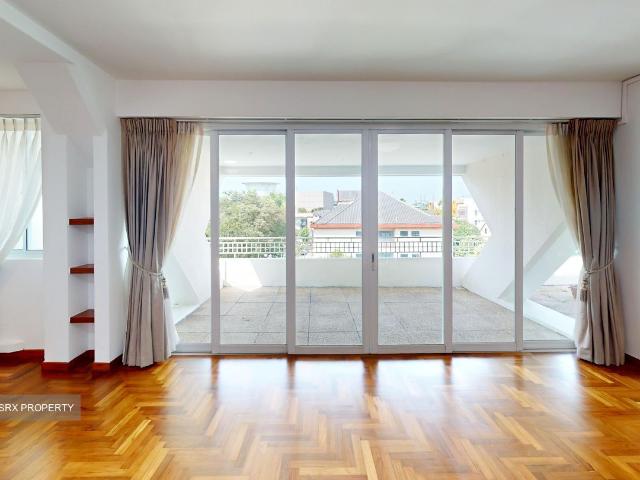 Pepys Hill Condominium D5, Condominium