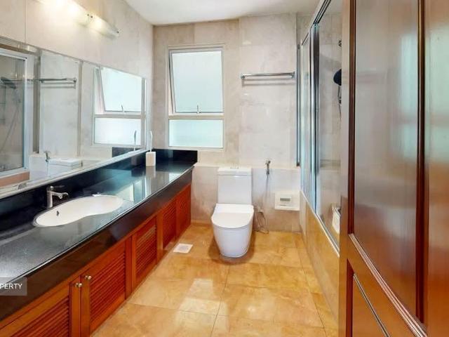 Pepys Hill Condominium D5, Condominium