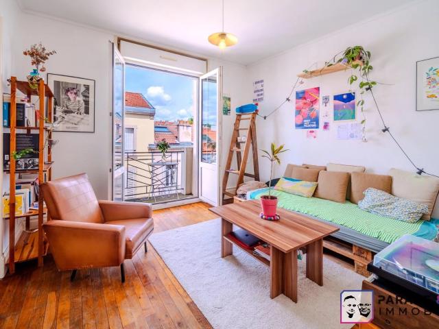 Pépinière / 3 Maisons: superbe appartement T3 de 53 m2 avec b