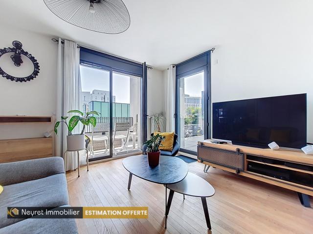 Pépite à la vente: Duplex T3 avec terrasse exceptionnelle Vue Fourvière
