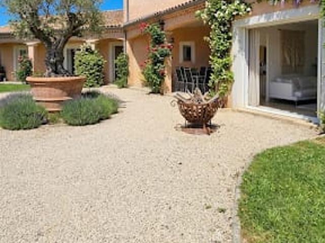 PEPITE Grand villa