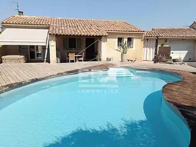 Pertuis 84120 Achat / Vente maison 3 pièces t3 au dernier étage piscine