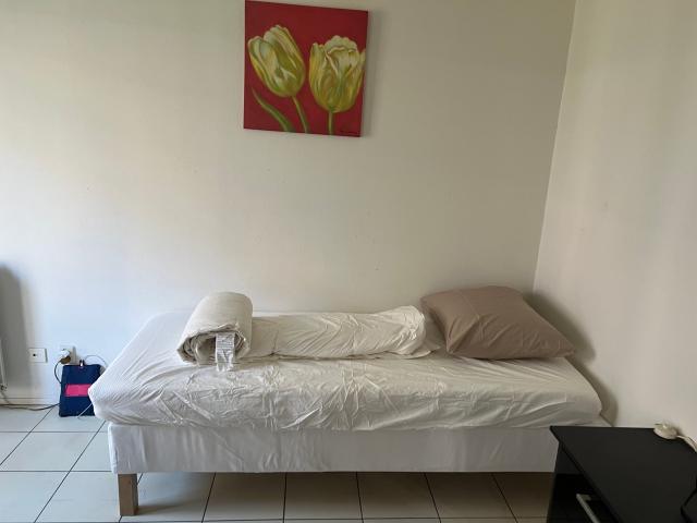 Per direct beschikbaar studenten kamer