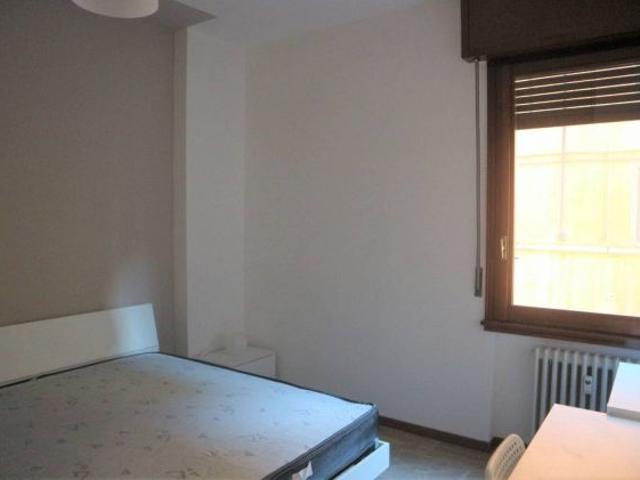 Per studentessa stanza in affitto