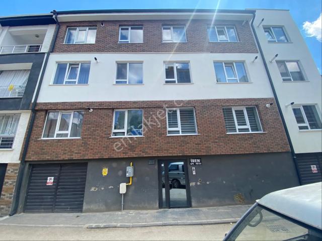 Pera'dan İçem Kapısı Yerden Isıtmalı Eşyalı Kiralık 1+1 Daire