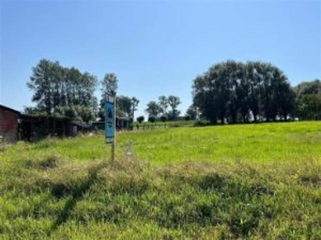 PERCEEL GROND MET EEN OPPERVLAKTE 14 ARE 61 CA