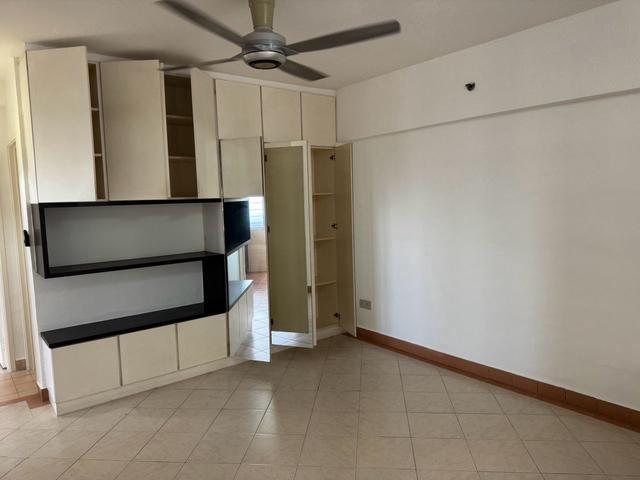 Perdana Exclusive condo Block E Facing Pool or business centre