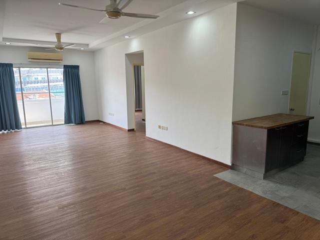 Perdana Emerald condo block 1 Partial furnished