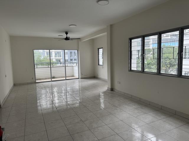 Perdana Emerald condo Block 2 Corner unit