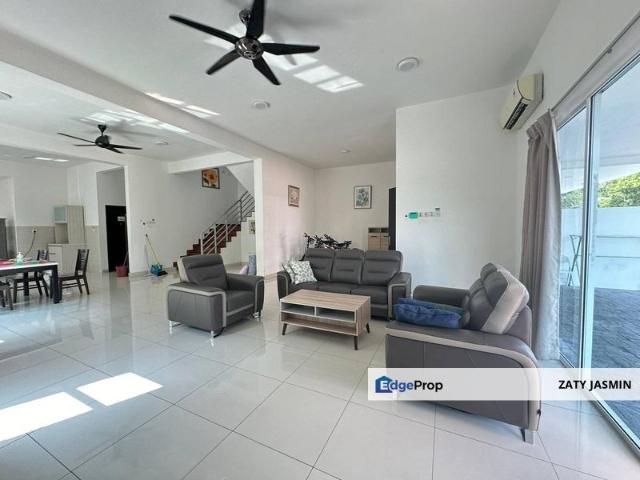 Perdana Lakeview East