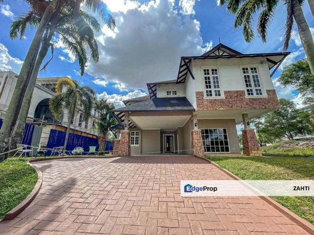 Perdana Lakeview East