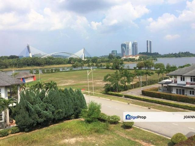 Perdana Lakeview East