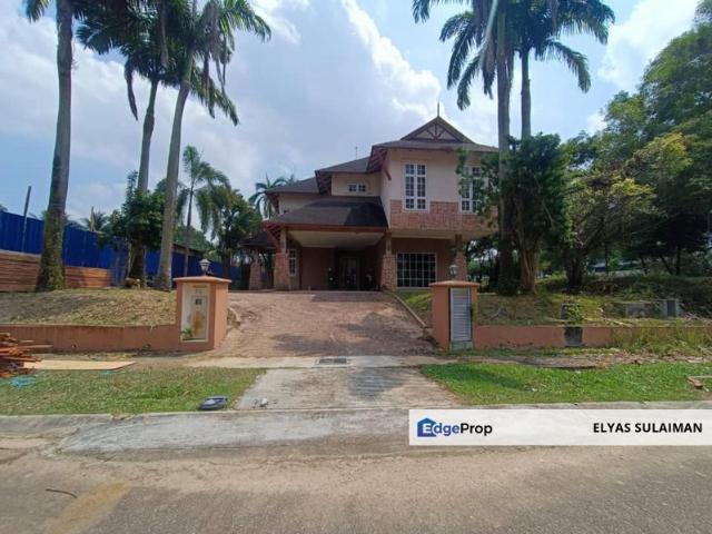 Perdana Lakeview East