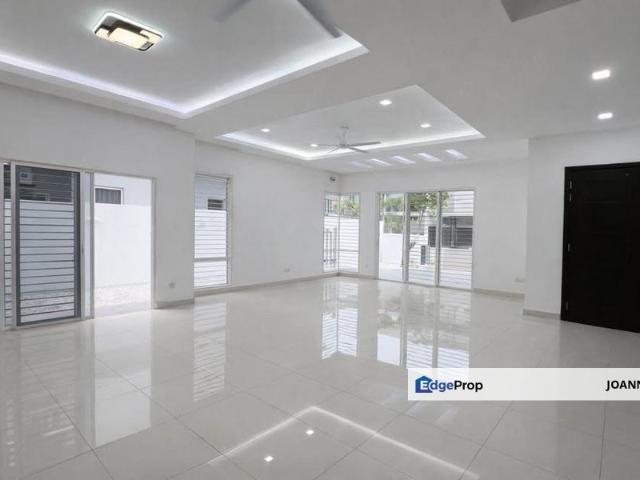 Perdana Lakeview East