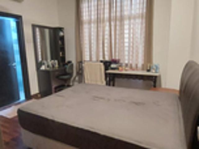 Perdana Lakeview East