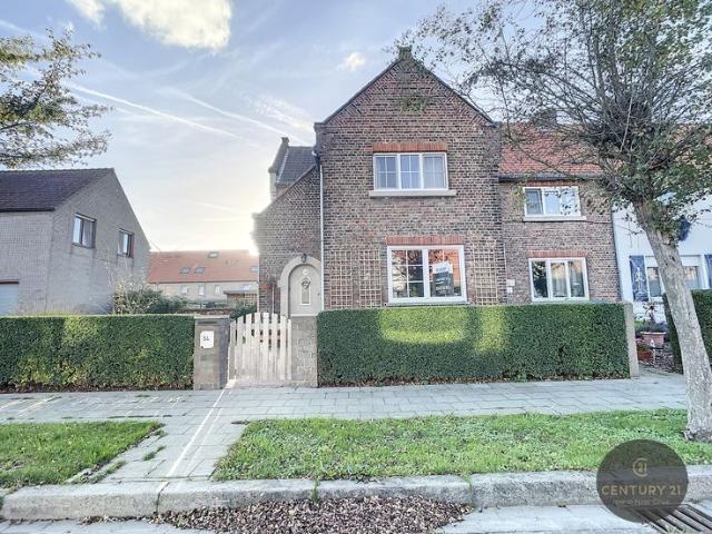 PERFECT onderhouden charmante halfopen woning