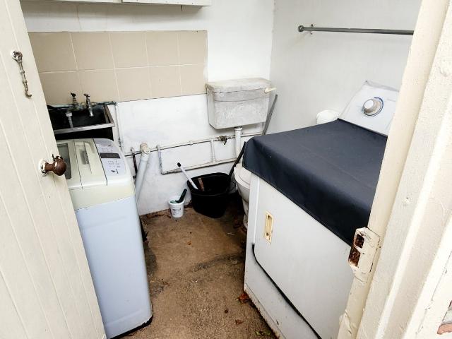 Perfect family home with income potential