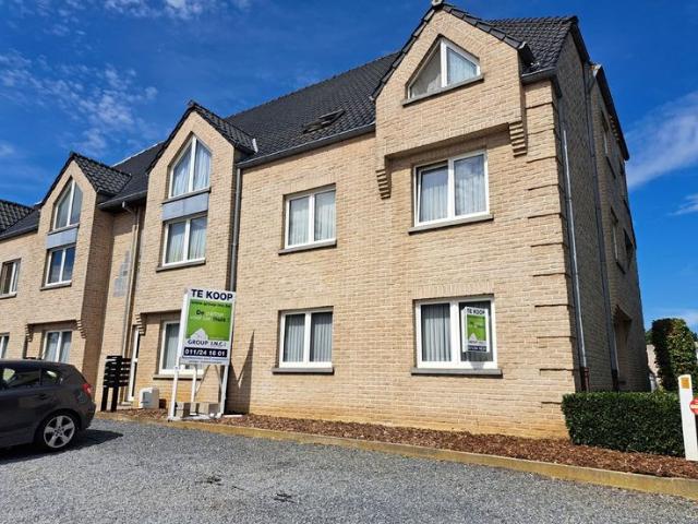 Perfect gelegen GELIJKVLOERS appartement te Lummen INCLUSIE