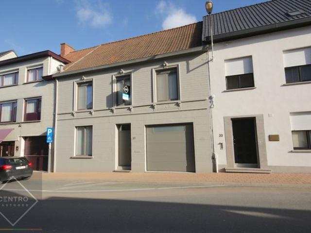 PERFECT INSTAPKLARE BURGERWONING TE MEULEBEKE MET ALLE CO.